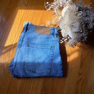 H&M Mom jeans size 4